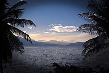 'Lake Toba' by Asienreisender
